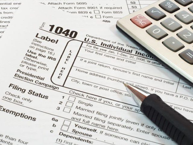 tax-filing-640x480.jpg